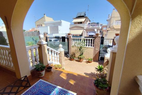 Villa a Torrevieja, Alicante, Torrevieja - € 310.000 | Ref: AM-02033/8919 - foto 7
