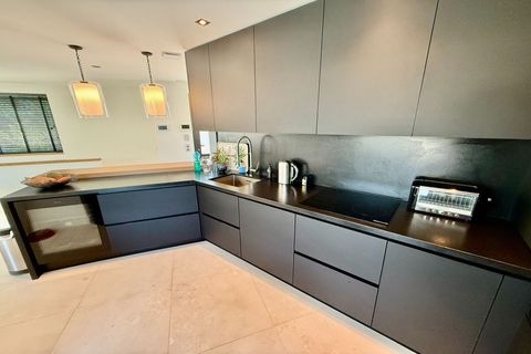 Villa i Sainte-Maxime, Var, Sainte-Maxime - € 1.790.000 | Ref: HH-15899989 - foto 2