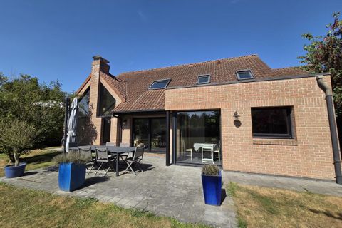 Bungalow i Cambrai, Nord, Cambrai - € 564.500 | Ref: 7083176 - foto 11