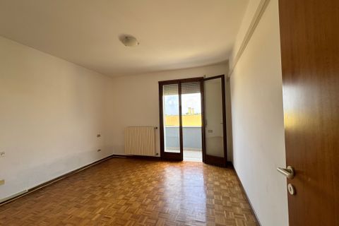 Leilighet i Rovigo, Rovigo, Rovigo - € 125 000 | Ref: MCEC120525 - foto 4
