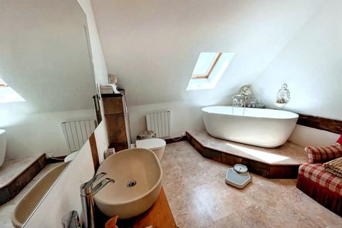 Villa i Hautefort, Dordogne, Hautefort - € 350.000 | Ref: BVI82405 - foto 10