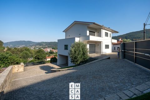 Villa i Arouca, Aveiro, Arouca - € 549.000 | Ref: OAZ4159 - foto 1