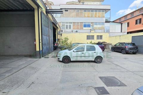 Erhvervsejendom i Casapulla, Caserta, Casapulla - € 385.000 | Ref: 385CO - foto 2