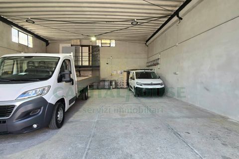 Erhvervsejendom i Casapulla, Caserta, Casapulla - € 385.000 | Ref: 385CO - foto 6