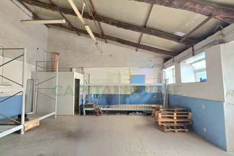 Erhvervsejendom i Casapulla, Caserta, Casapulla - € 385.000 | Ref: 385CO - foto 12