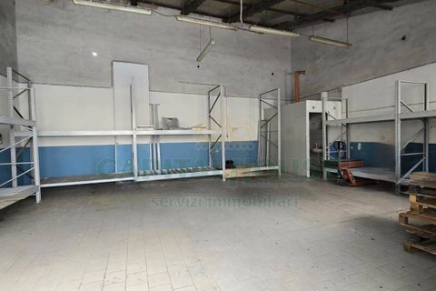Erhvervsejendom i Casapulla, Caserta, Casapulla - € 385.000 | Ref: 385CO - foto 13