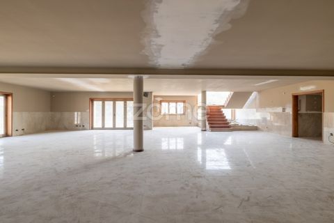 Villa i Trofa, Porto, Trofa - € 1.200.000 | Ref: ZMPT580256 - foto 32