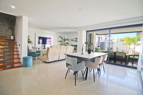 Villa i Alvor, Faro, Alvor - € 799.000 | Ref: C0240-03348 - foto 16