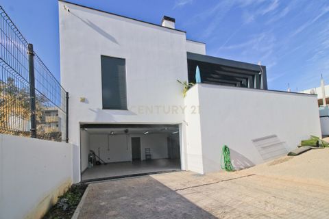Villa i Alvor, Faro, Alvor - € 799.000 | Ref: C0240-03348 - foto 2