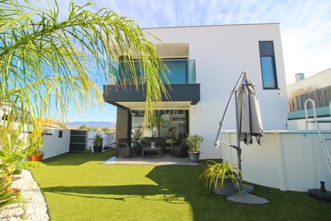 Villa i Alvor, Faro, Alvor - € 799.000 | Ref: C0240-03348 - foto 49