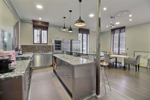 Villa i Lyon, Rhone, Lyon - € 1.999.000 | Ref: 1654 - foto 8