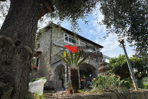 Villa a Dolceacqua, Imperia, Dolceacqua - € 650.000 | Ref: V01 - foto 35