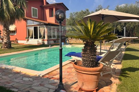 Villa a Seravezza, Lucca, Seravezza - € 1.150.000 | Ref: 3205 - foto 4