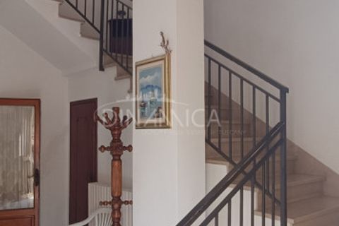 Villa a Vinci, Florence, Vinci - € 195.000 | Ref: 1003-263L - foto 8