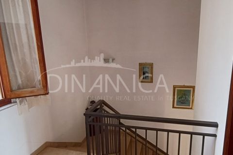 Villa a Vinci, Florence, Vinci - € 195.000 | Ref: 1003-263L - foto 23