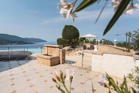 Villa i Ajaccio, Corse-du-Sud, Ajaccio - € 1.890.000 | Ref: RV1963 - foto 4