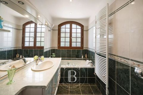 Villa i Ajaccio, Corse-du-Sud, Ajaccio - € 1.890.000 | Ref: RV1963 - foto 13