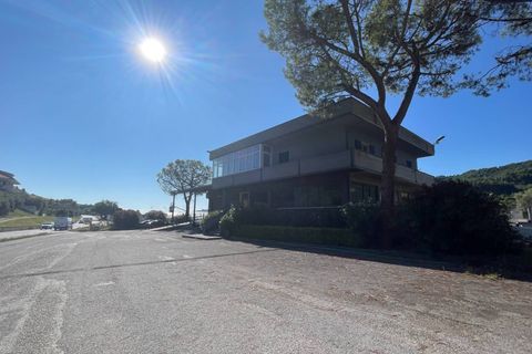 Erhvervsejendom i Ripatransone, Ascoli Piceno, Ripatransone - € 600.000 | Ref: 33599 - foto 35