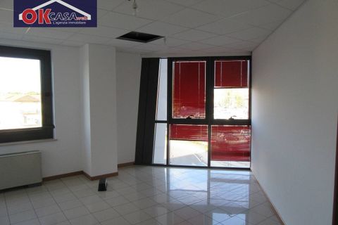 Erhvervsejendom i Monfalcone, Gorizia, Monfalcone - € 250.000 | Ref: 3035 - foto 2