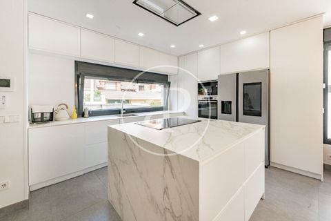 Villa a Madrid, Madrid, Madrid - € 1.400.000 | Ref: VMN2504006 - foto 7