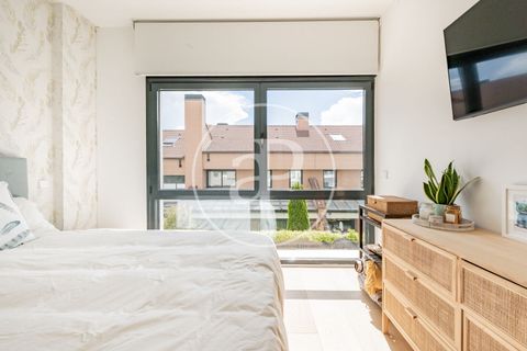 Villa a Madrid, Madrid, Madrid - € 1.400.000 | Ref: VMN2504006 - foto 12
