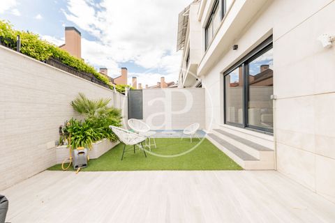 Villa a Madrid, Madrid, Madrid - € 1.400.000 | Ref: VMN2504006 - foto 35