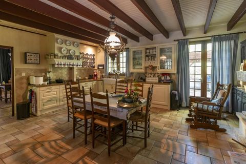 Villa a Douzat, Charente, Douzat - € 875.000 | Ref: BVI78482 - foto 4