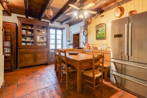 Villa a Naucelles, Cantal, Naucelles - € 395.000 | Ref: EE3E090552C0457C - foto 5