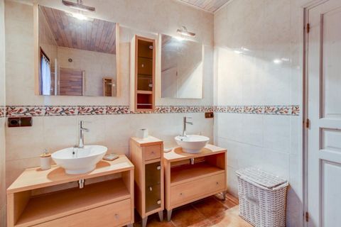 Villa a Naucelles, Cantal, Naucelles - € 395.000 | Ref: EE3E090552C0457C - foto 19