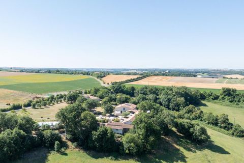 Villa a Lectoure, Gers, Lectoure - € 2.995.000 | Ref: E5DF815A327140E0 - foto 4