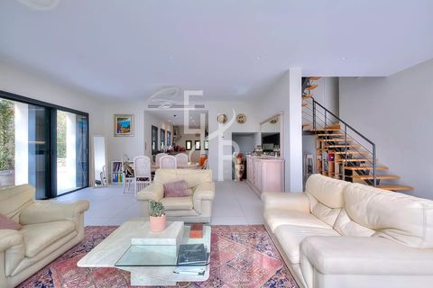 Villa i Mougins, Alpes-Maritimes, Mougins - € 2.200.000 | Ref: 3354734 - foto 3