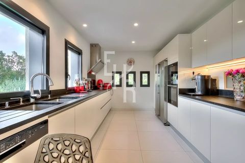 Villa i Mougins, Alpes-Maritimes, Mougins - € 2.200.000 | Ref: 3354734 - foto 6
