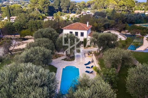 Villa i Mougins, Alpes-Maritimes, Mougins - € 2.200.000 | Ref: 3354734 - foto 14