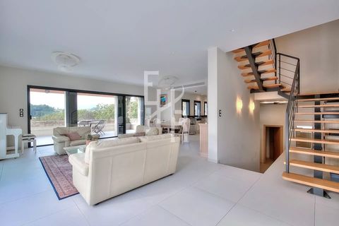 Villa i Mougins, Alpes-Maritimes, Mougins - € 2.200.000 | Ref: 3354734 - foto 26