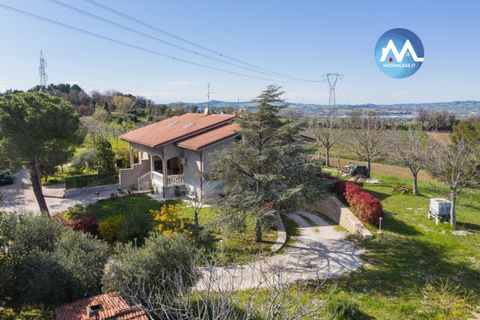 Villa a Torgiano, Perugia, Torgiano - € 380.000 | Ref: 2325 - foto 2