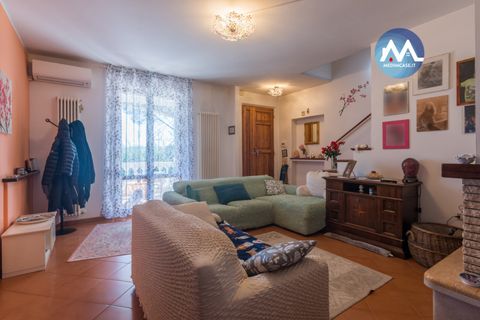 Villa a Torgiano, Perugia, Torgiano - € 380.000 | Ref: 2325 - foto 8