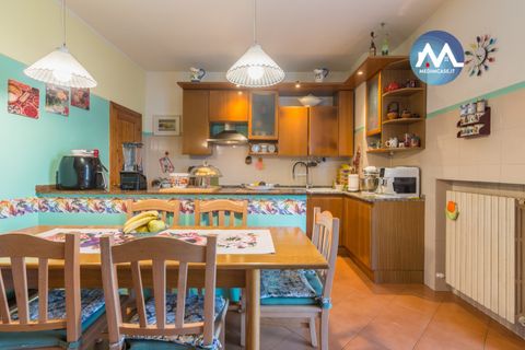 Villa a Torgiano, Perugia, Torgiano - € 380.000 | Ref: 2325 - foto 9