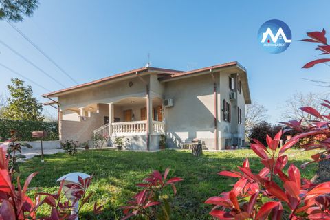 Villa a Torgiano, Perugia, Torgiano - € 380.000 | Ref: 2325 - foto 24