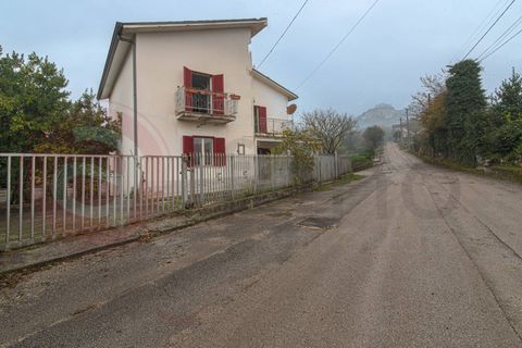 Villa a Rocca d'Evandro, Caserta, Rocca d'Evandro - € 108.000 | Ref: AC99-149-1555 - foto 4