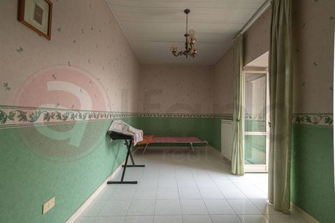 Villa a Rocca d'Evandro, Caserta, Rocca d'Evandro - € 108.000 | Ref: AC99-149-1555 - foto 32