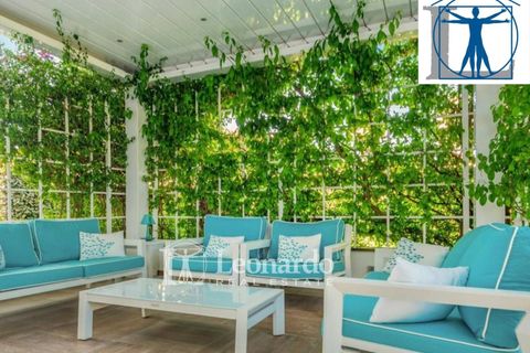 Rækkehus i Montignoso, Massa and Carrara, Montignoso - € 1.350.000 | Ref: REA512 - foto 2