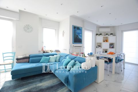 Rækkehus i Montignoso, Massa and Carrara, Montignoso - € 1.350.000 | Ref: REA512 - foto 6