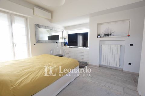 Rækkehus i Montignoso, Massa and Carrara, Montignoso - € 1.350.000 | Ref: REA512 - foto 15
