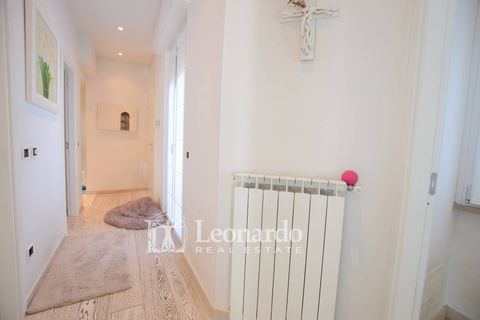 Rækkehus i Montignoso, Massa and Carrara, Montignoso - € 1.350.000 | Ref: REA512 - foto 27