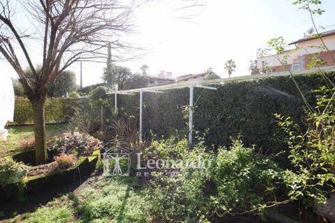 Rækkehus i Montignoso, Massa and Carrara, Montignoso - € 1.350.000 | Ref: REA512 - foto 36