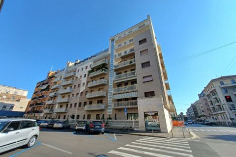 Erhvervsejendom i Milan, Milan, Milan - € 148.000 | Ref: Rif. 201M - foto 1