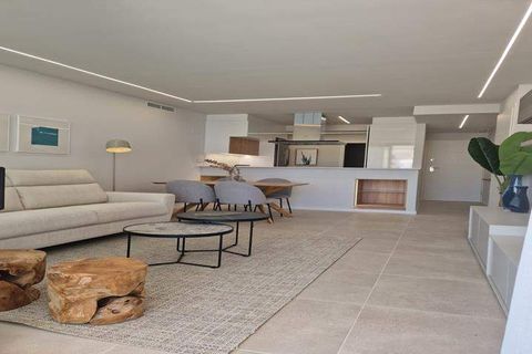 Villa i Denia, Alicante, Denia - € 415.000 | Ref: LUX5382 - foto 2