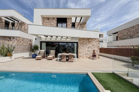 Villa i Finestrat, Alicante, Finestrat - € 719.000 | Ref: C39012* - foto 2