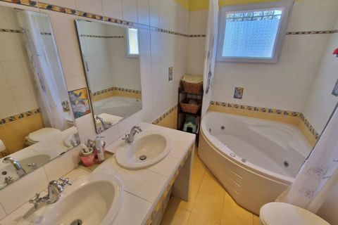 Villa a Nizas, Herault, Nizas - € 395.000 | Ref: NIZHUT - foto 17