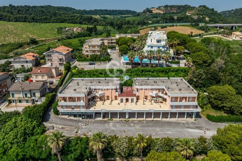 Villa i Massignano, Ascoli Piceno, Massignano - € 8.900.000 | Ref: CBI160-2553-119 - foto 4